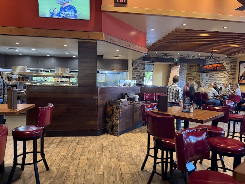 Lazy Dog Restaurant & Bar β photo 4