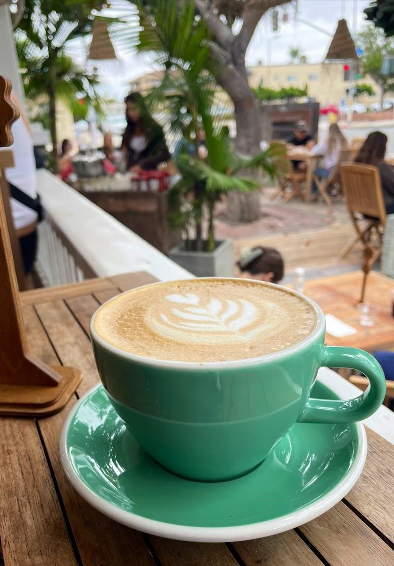 Palmys Cafe β photo 3