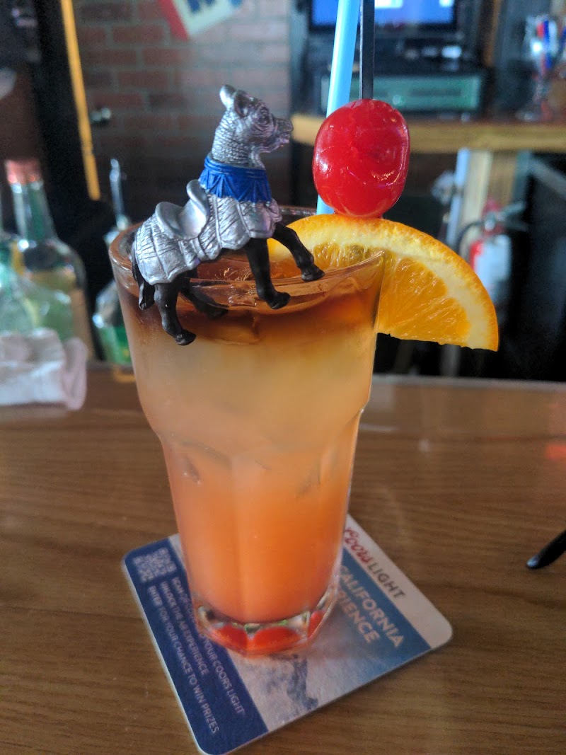 Lucy's Tavern — photo 2