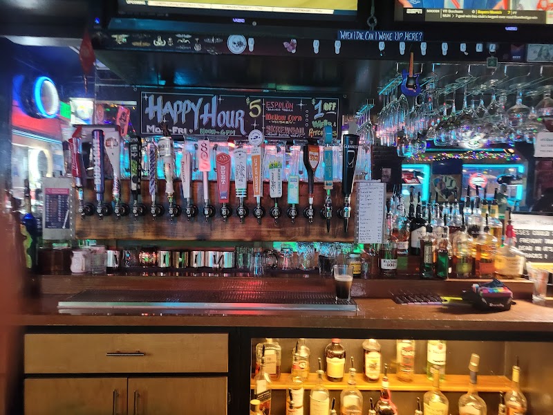 Lucy's Tavern — photo 4