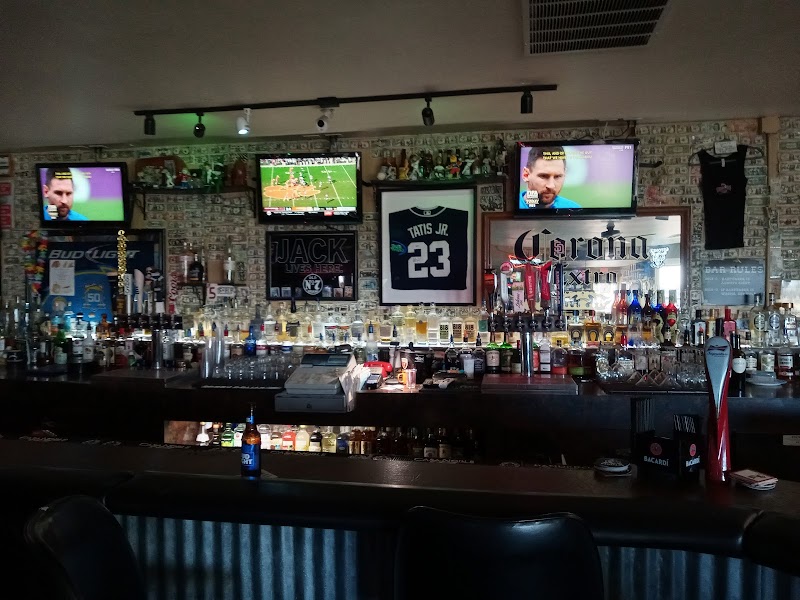 The Reunion Pub — photo 3