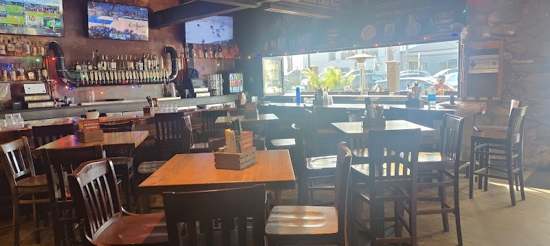 Pacific Beach AleHouse — photo 5