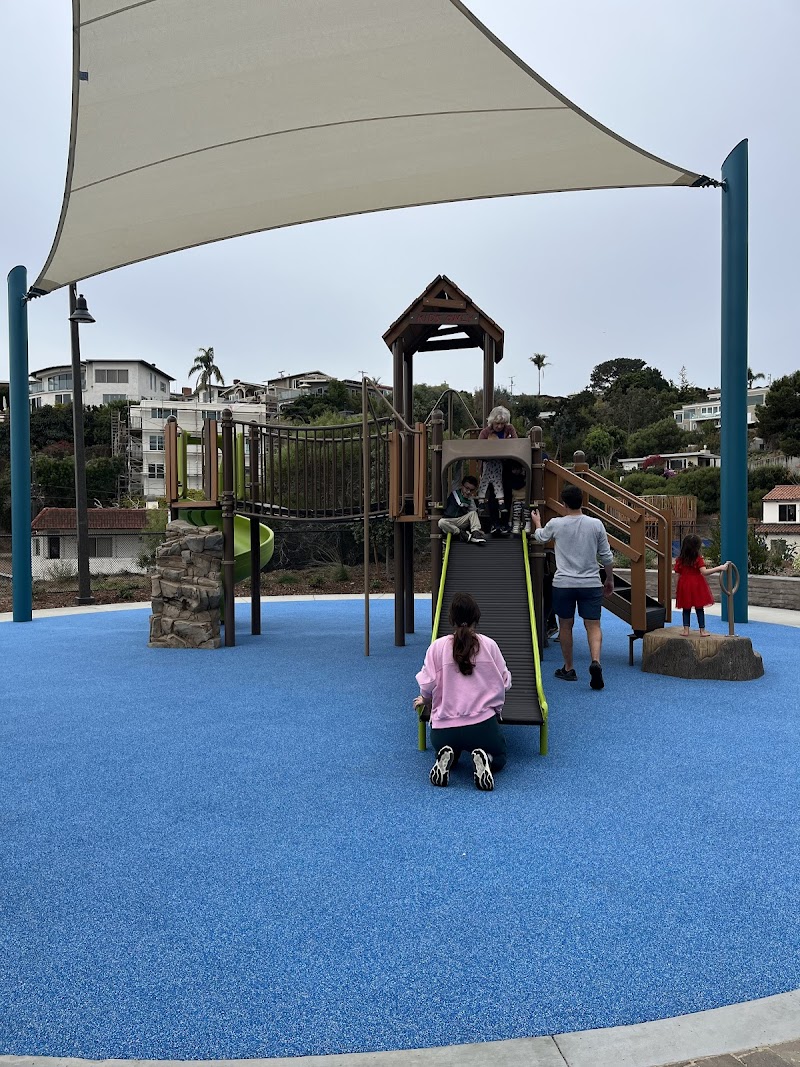 Cañon Street Park — photo 2